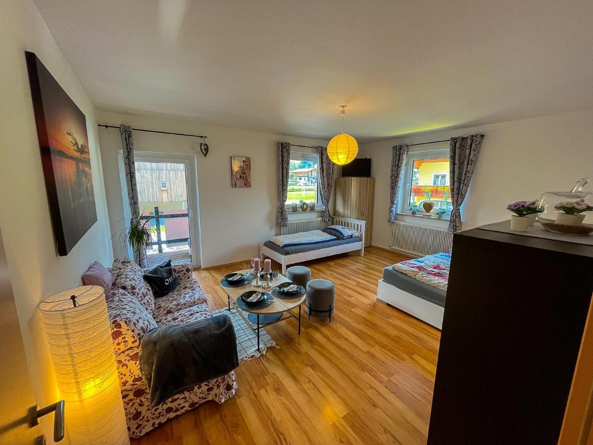 Ottl'S Appartements Mit Kreischbergblick Sankt Lorenzen ob Murau Esterno foto